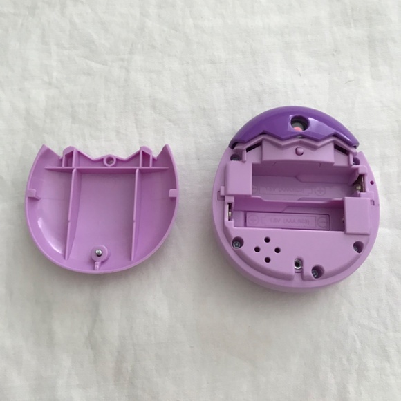 Tamagotchi Pix Camera Purple Sky Blue White Clouds Stars With Screen Protector - Picture 8 of 11